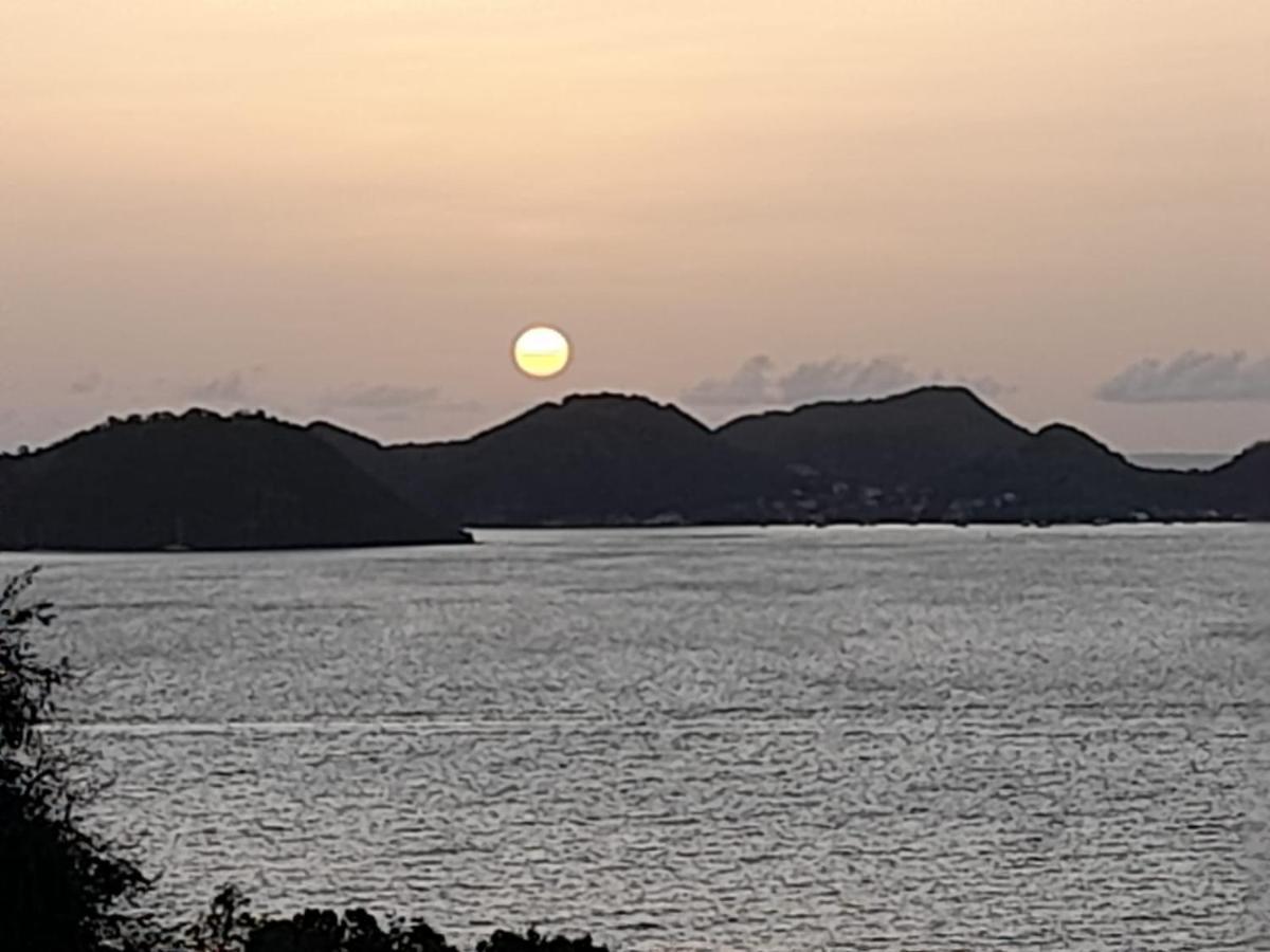 Вилла Ti Kaz Anoli Vue Epoustouflante Sur La Baie Terre-de-Bas Экстерьер фото